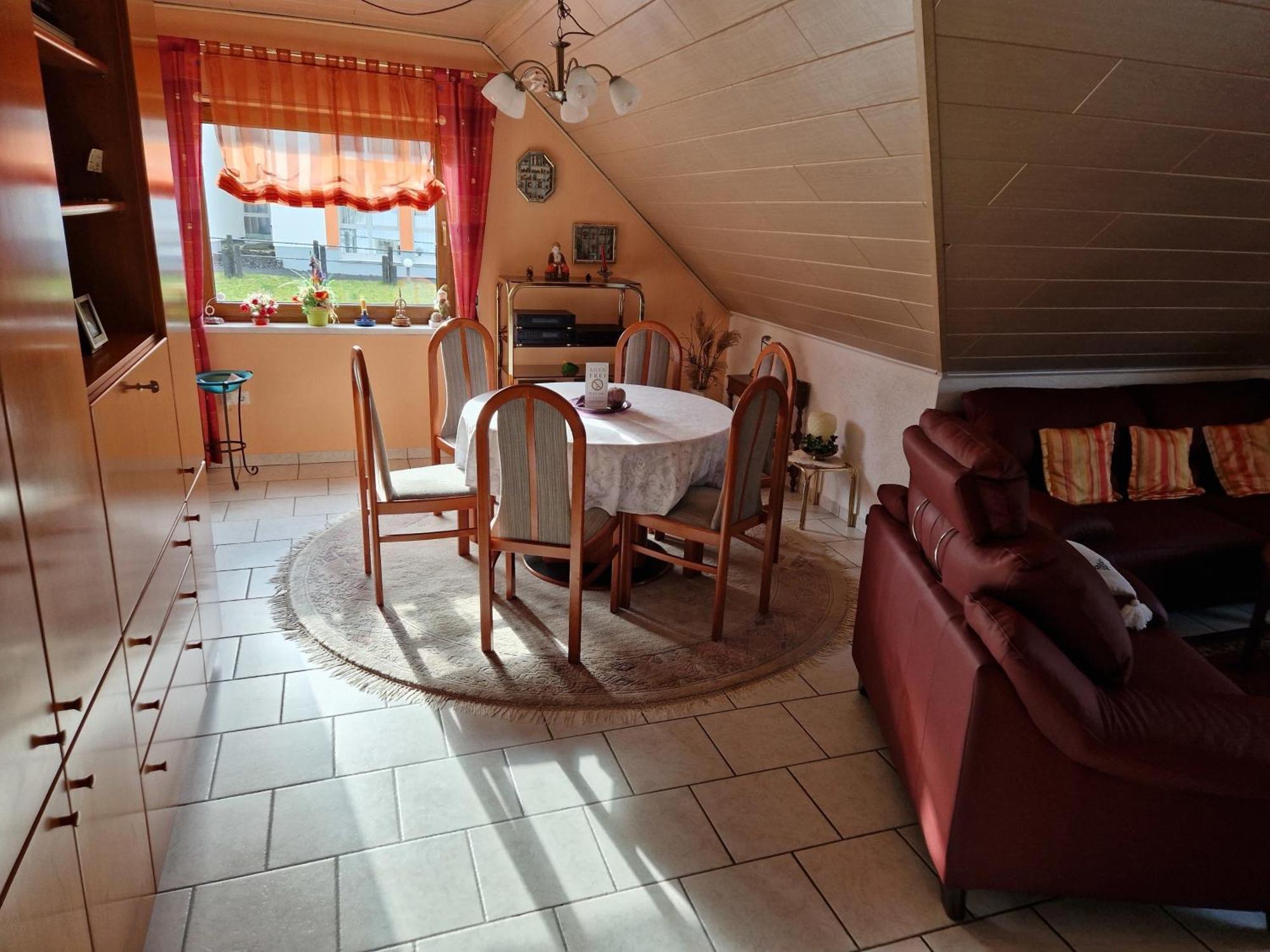 Casa Ulla Am Hallenbad Haiger Exteriör bild